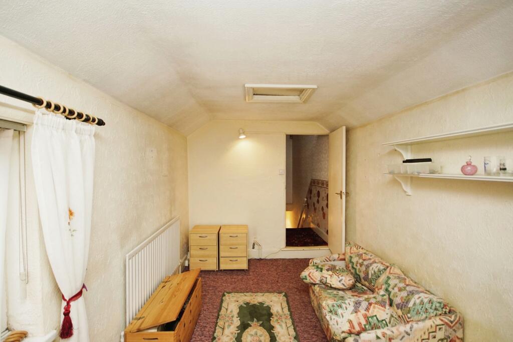 3 bed Terraced