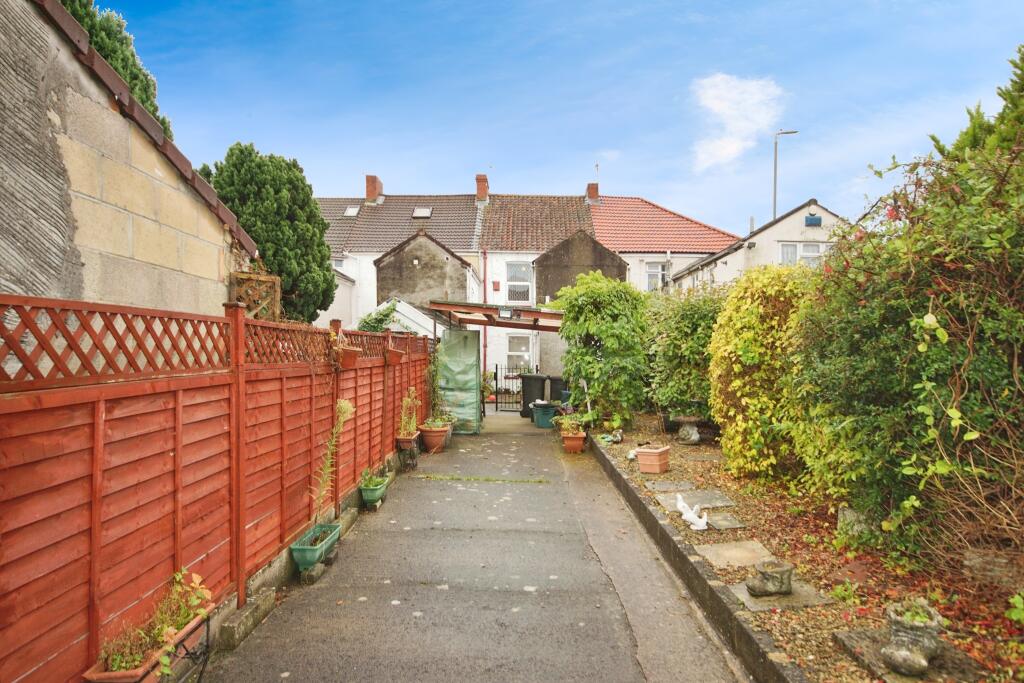 3 bed Terraced