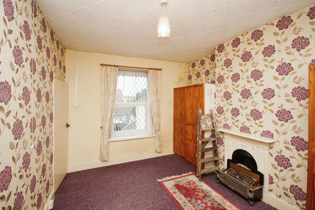 3 bed Terraced