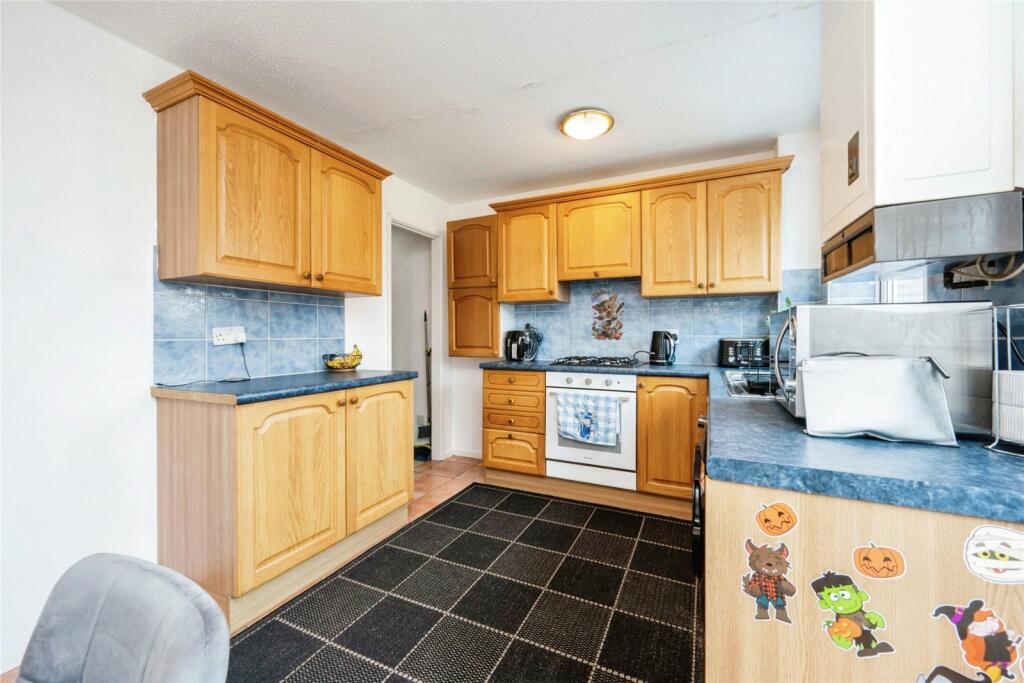 2 bed Semi-Detached