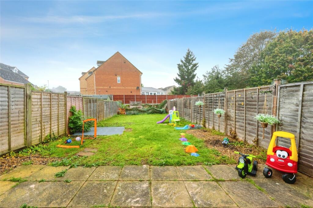 2 bed Semi-Detached