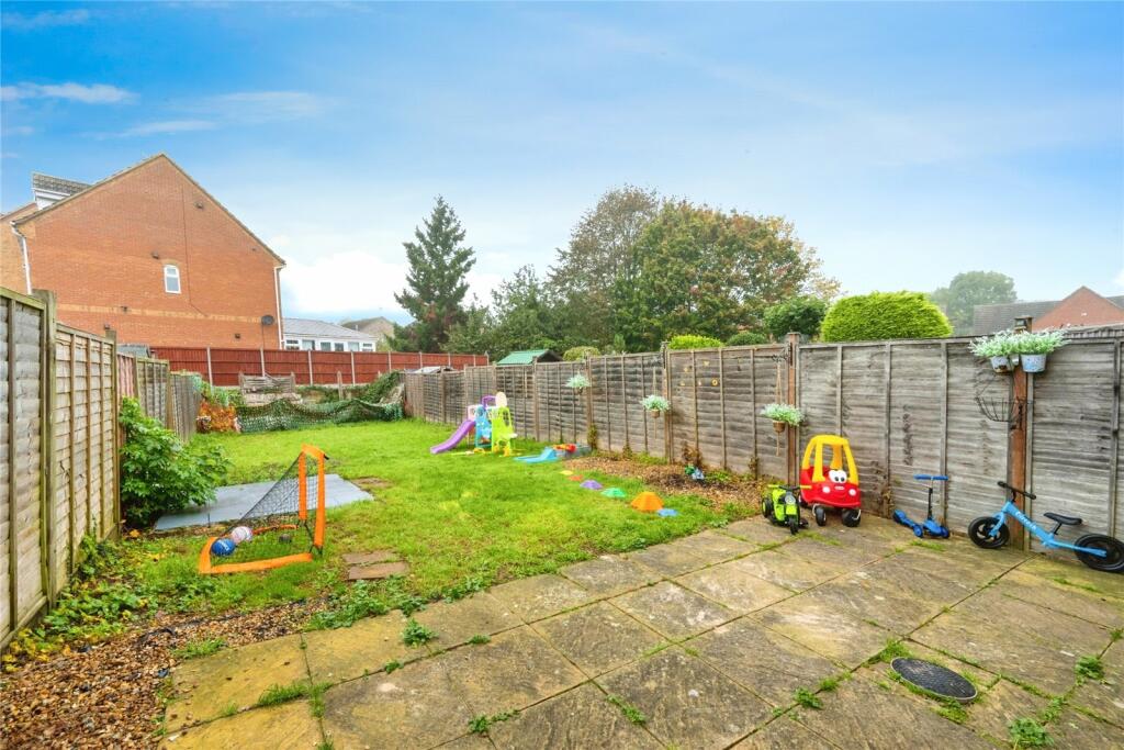 2 bed Semi-Detached