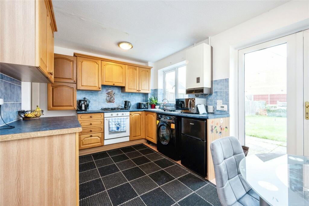 2 bed Semi-Detached