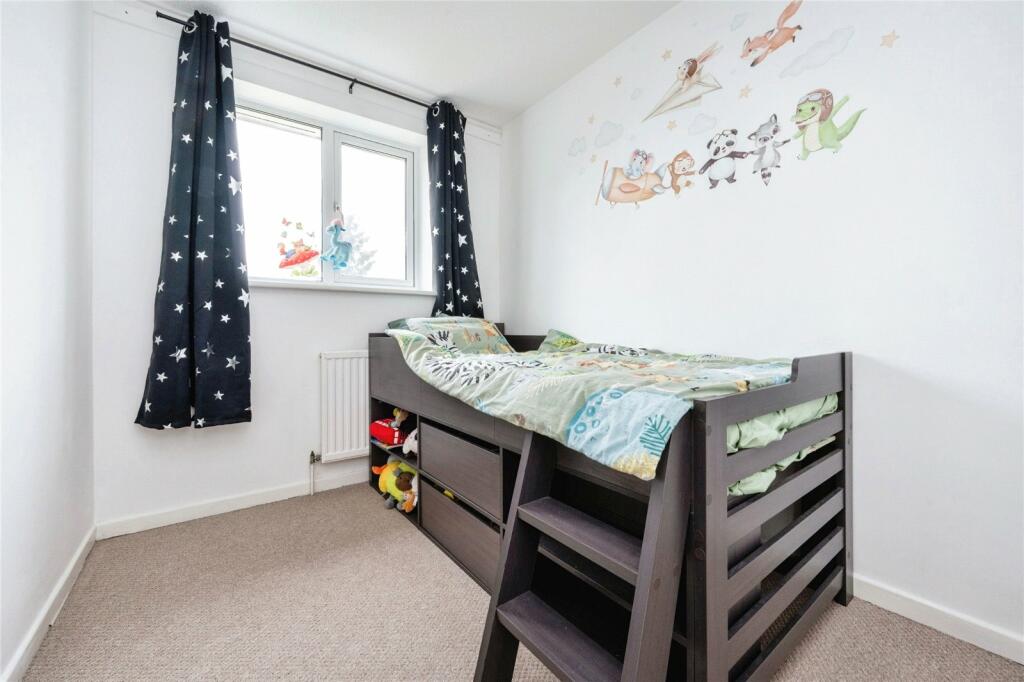2 bed Semi-Detached