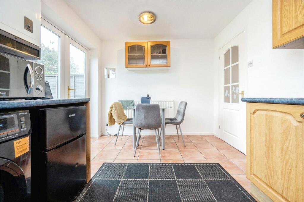 2 bed Semi-Detached