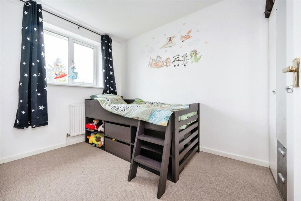 2 bed Semi-Detached