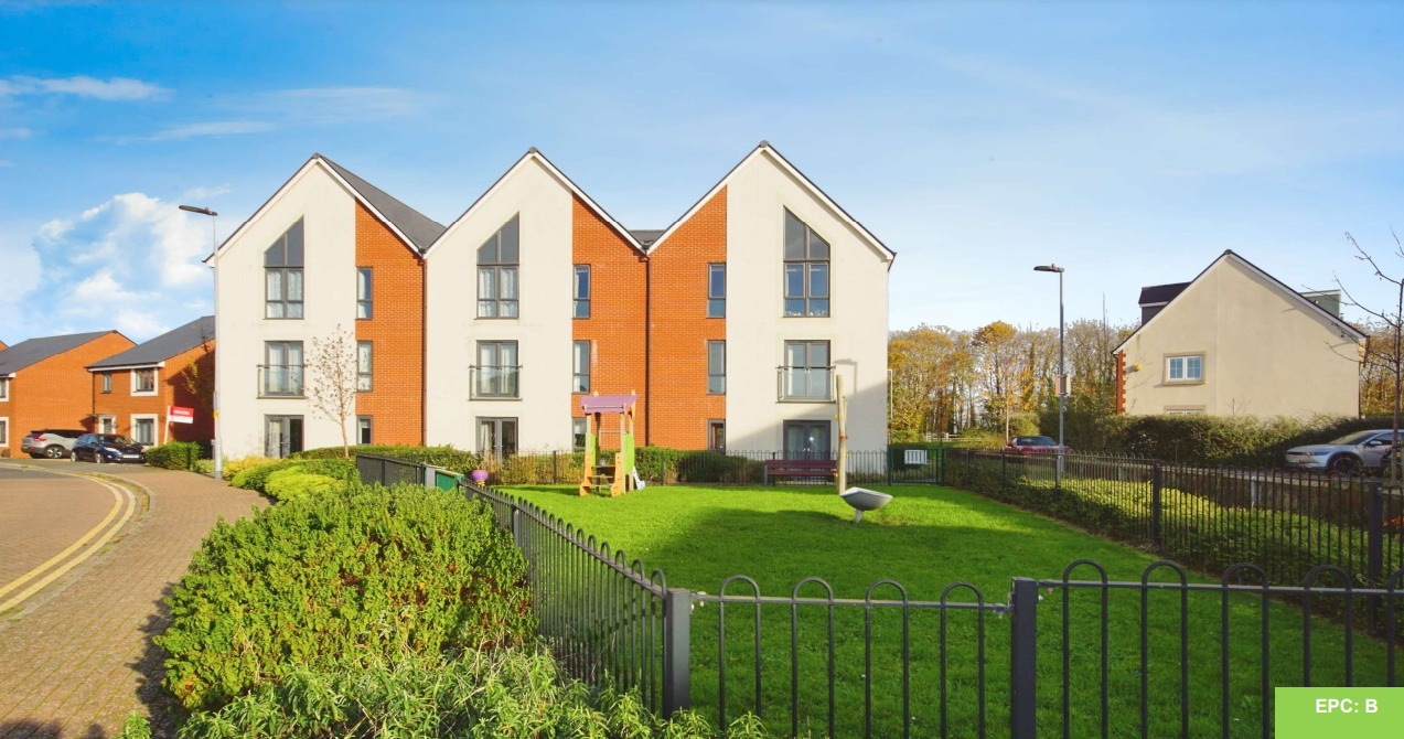 2 bed Ground Flat