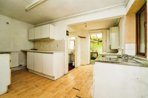 3 bed Semi-Detached