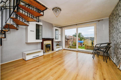 2 bed End of Terrace