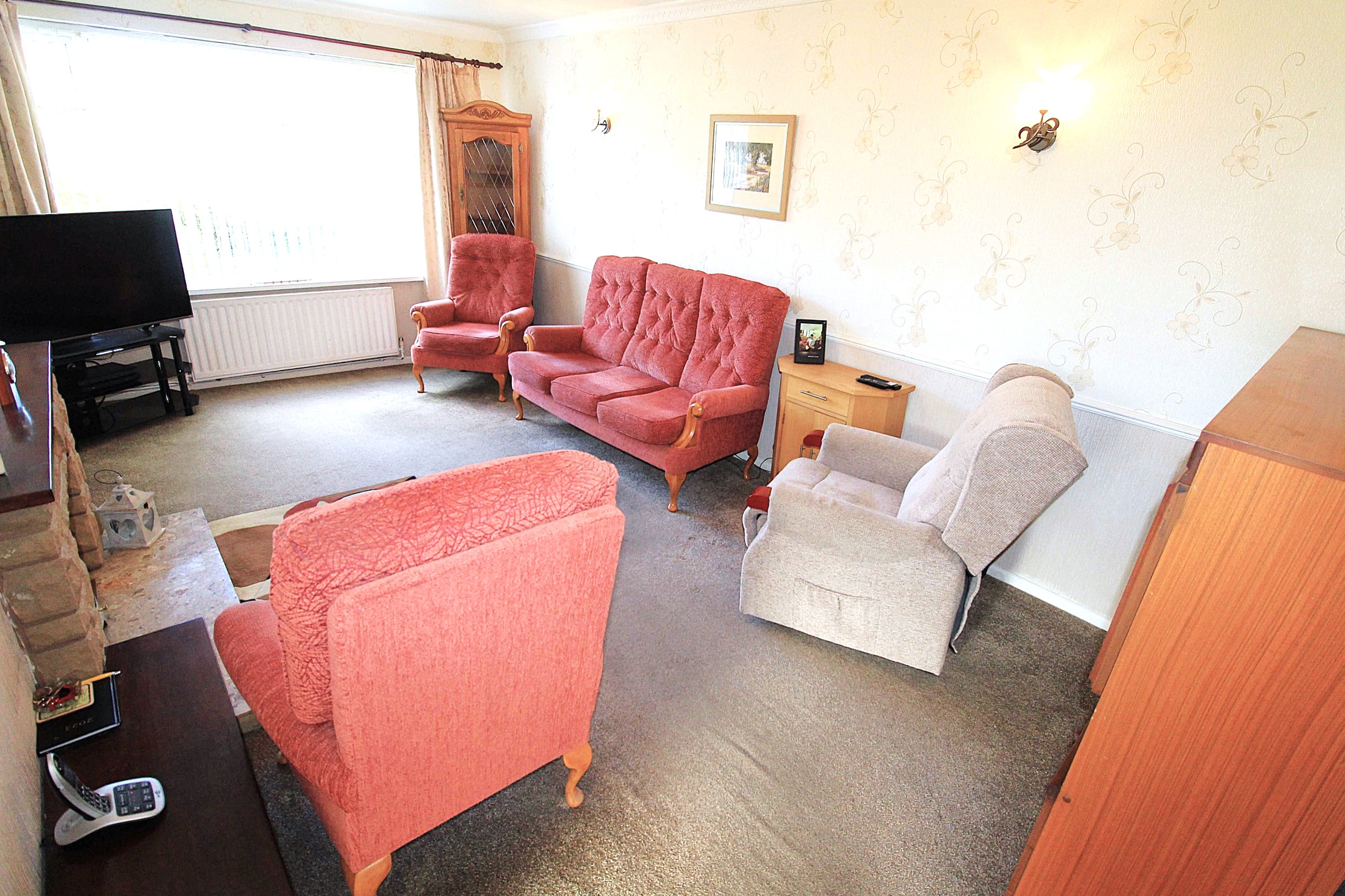 2 bed Detached Bungalow
