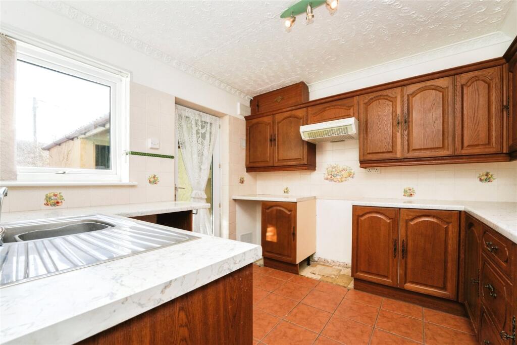 2 bed End of Terrace