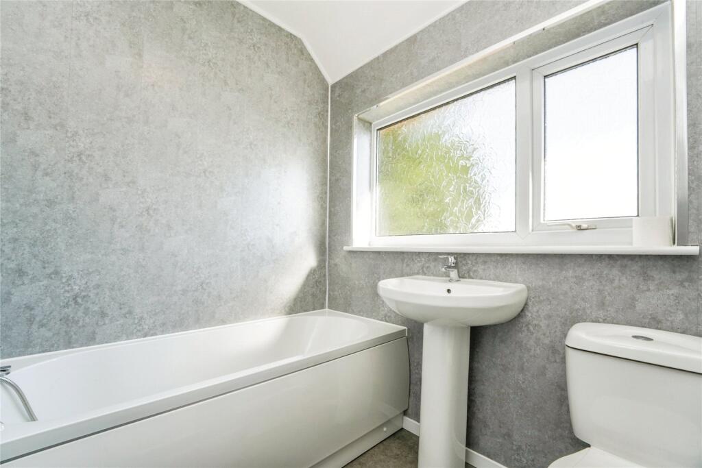 2 bed End of Terrace