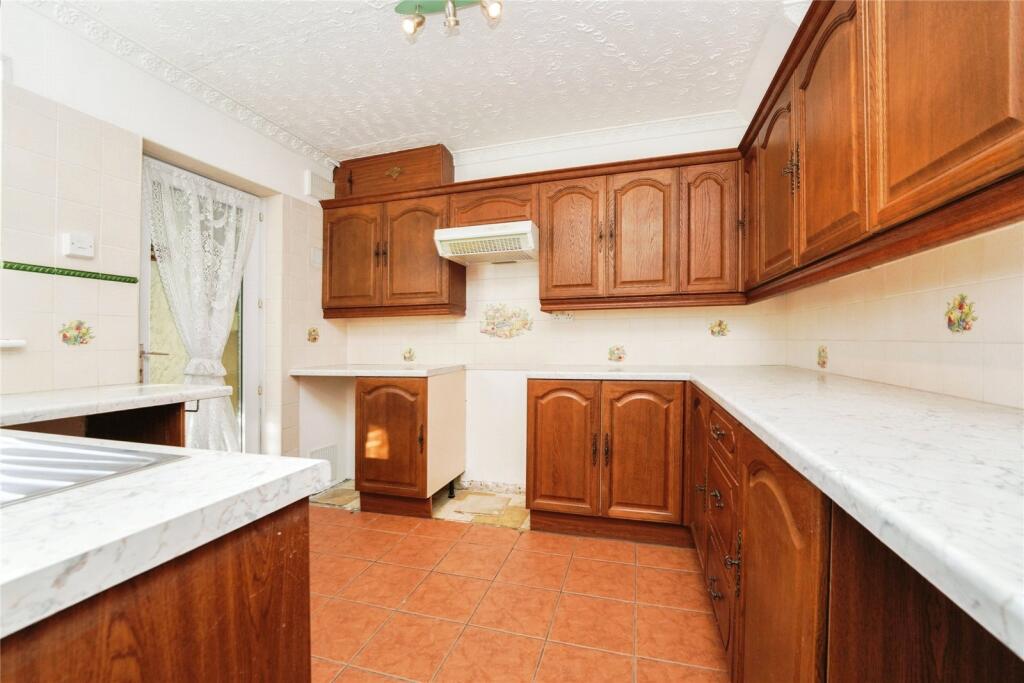 2 bed End of Terrace