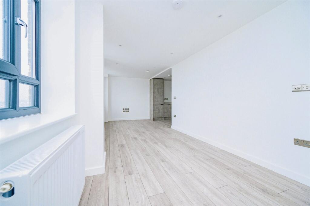 7 bed Plot