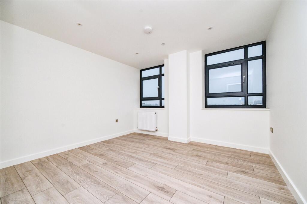 7 bed Plot