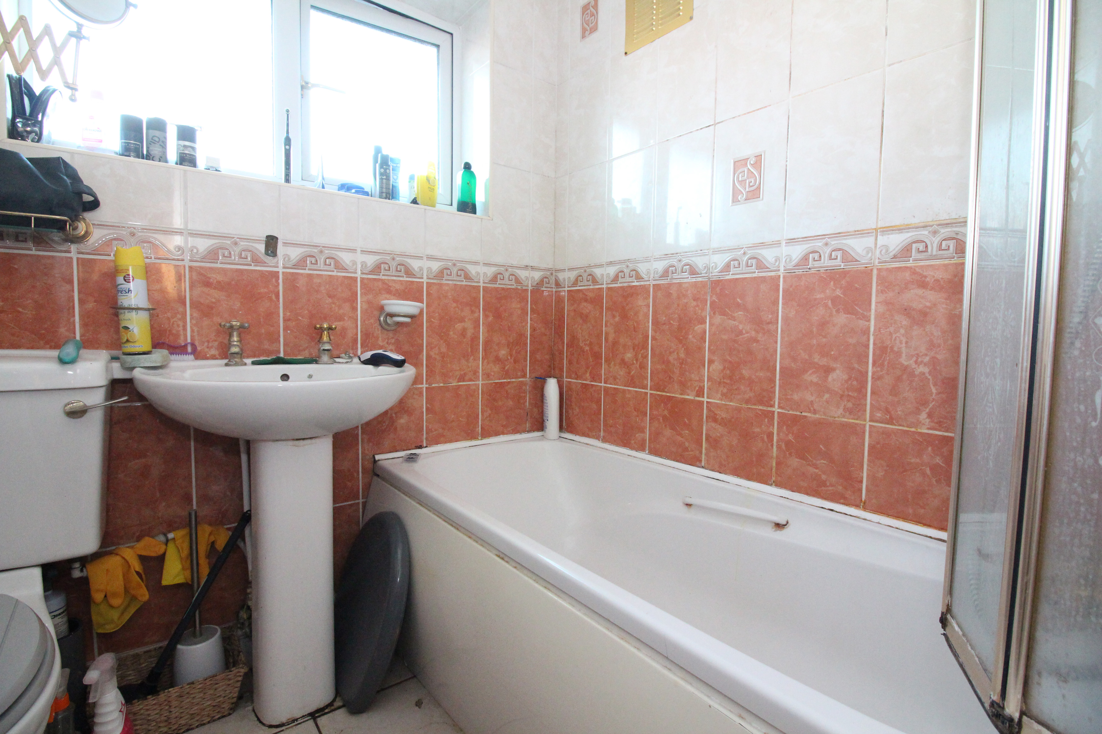 3 bed Semi-Detached