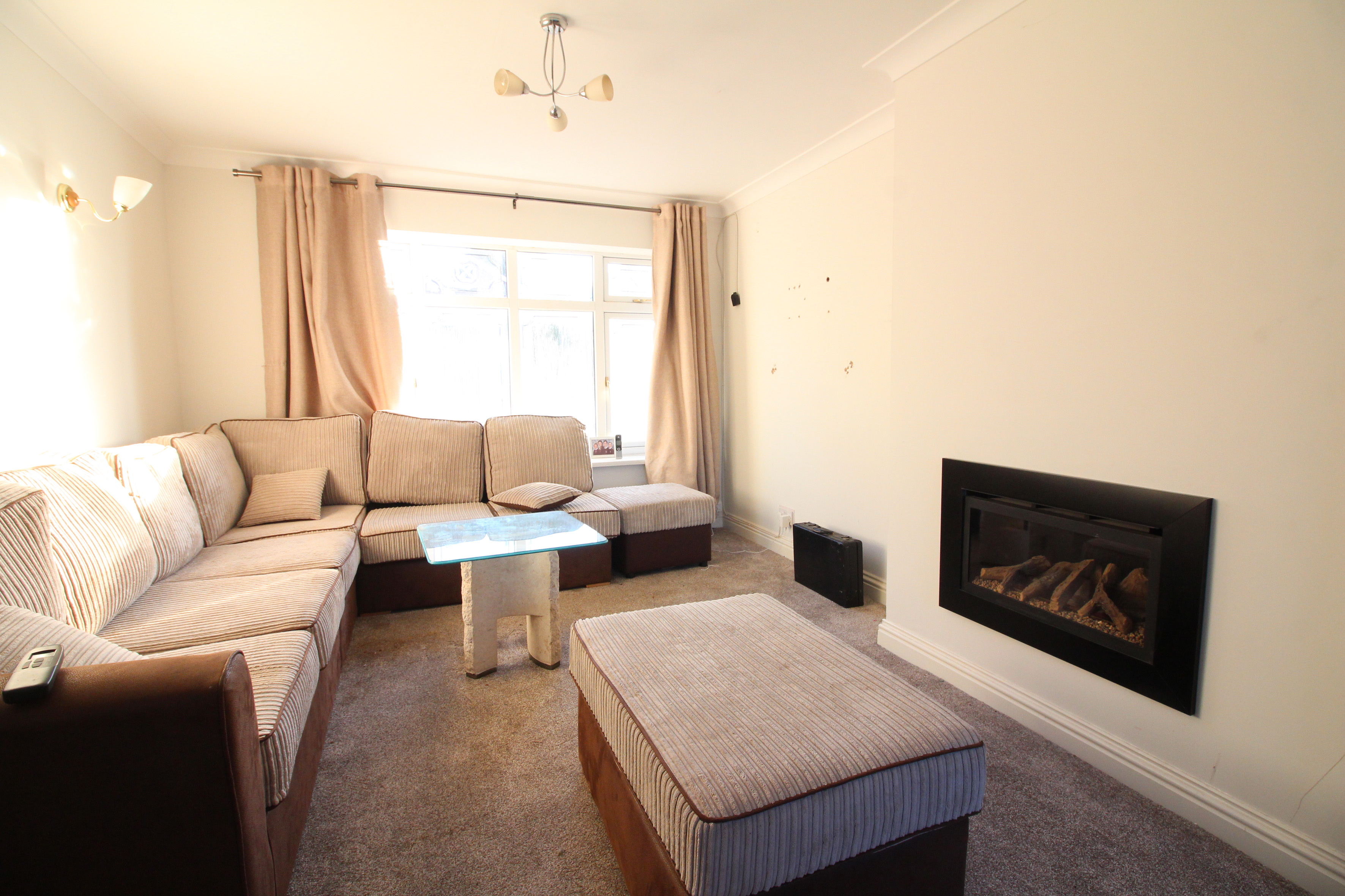 3 bed Semi-Detached