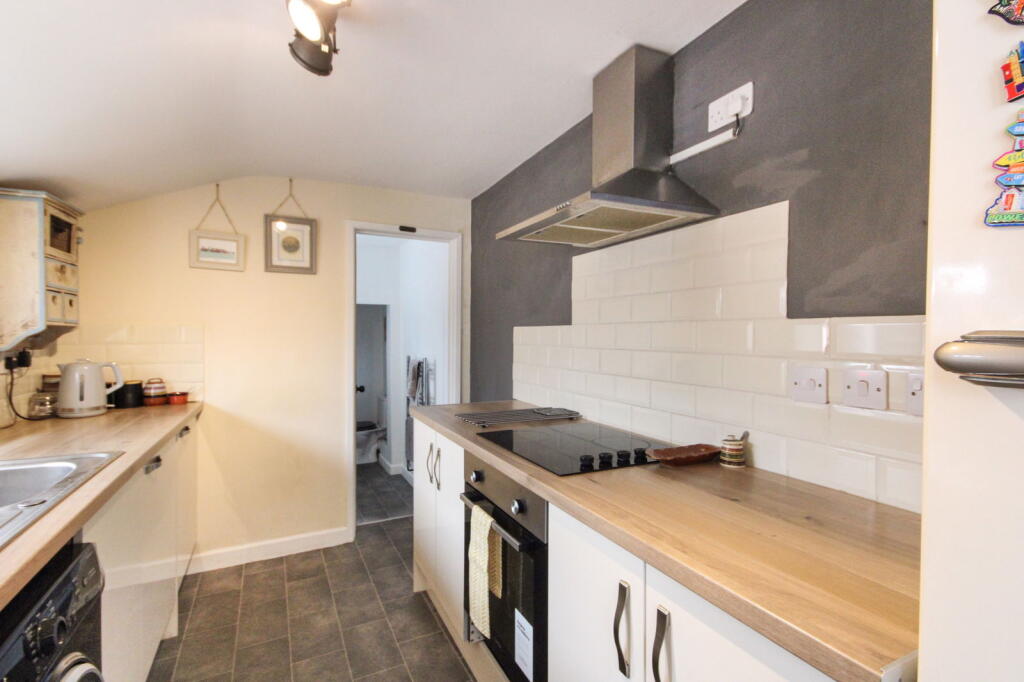 2 bed End of Terrace