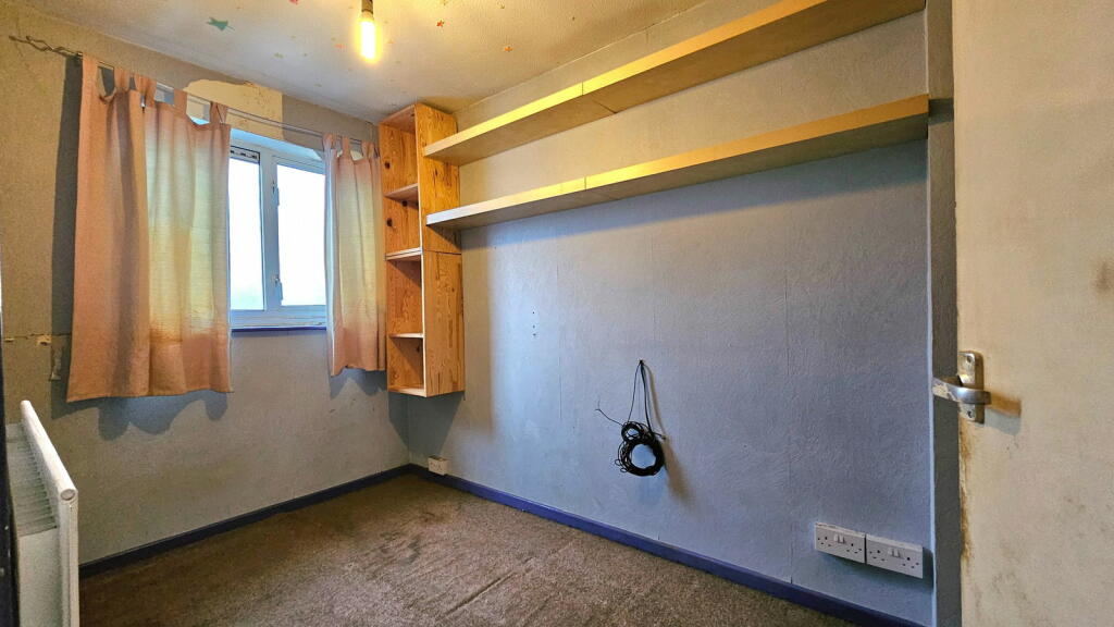 3 bed Semi-Detached