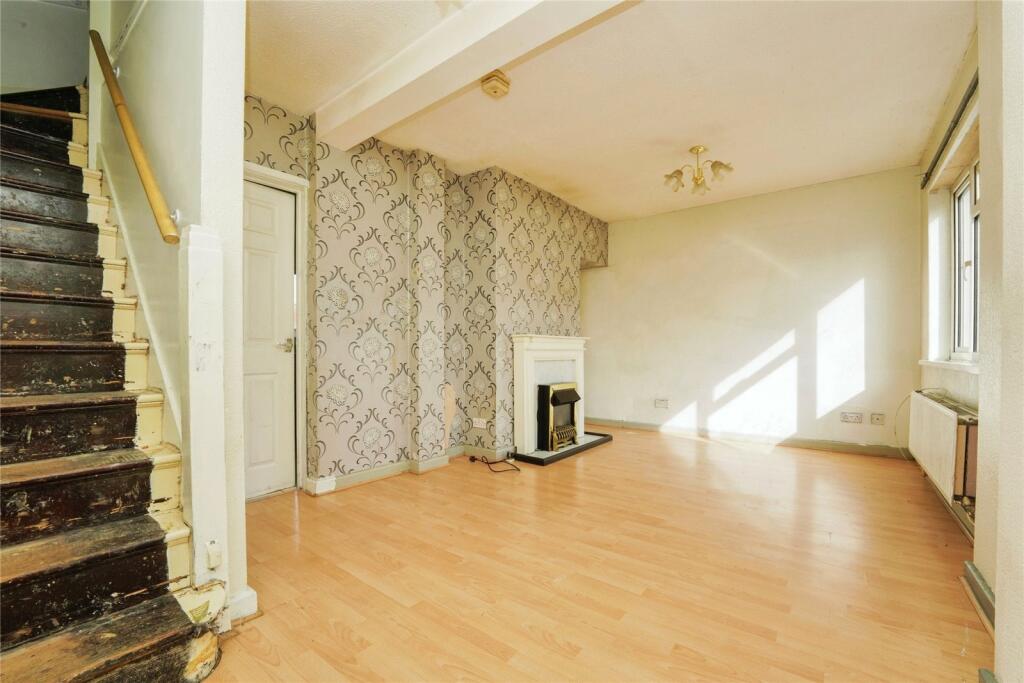 3 bed Terraced