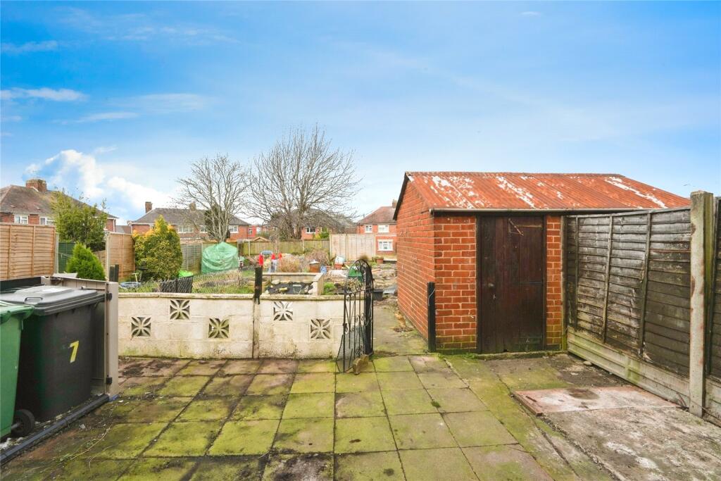 3 bed Terraced