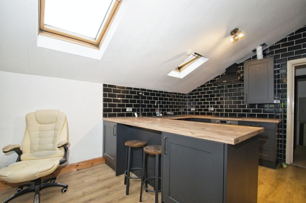 2 bed Apartment