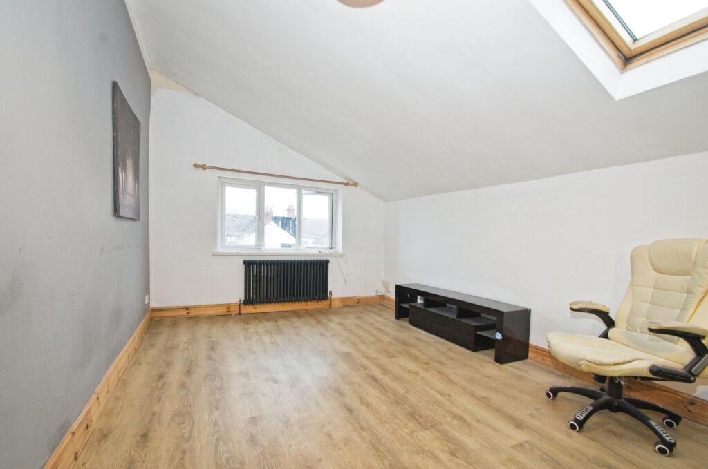 2 bed Apartment