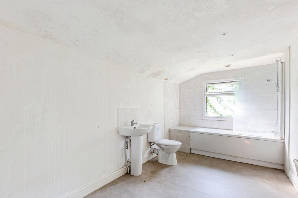 2 bed Terraced