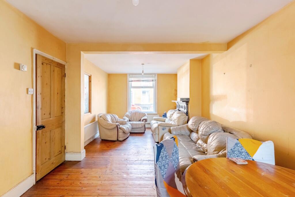 2 bed Terraced