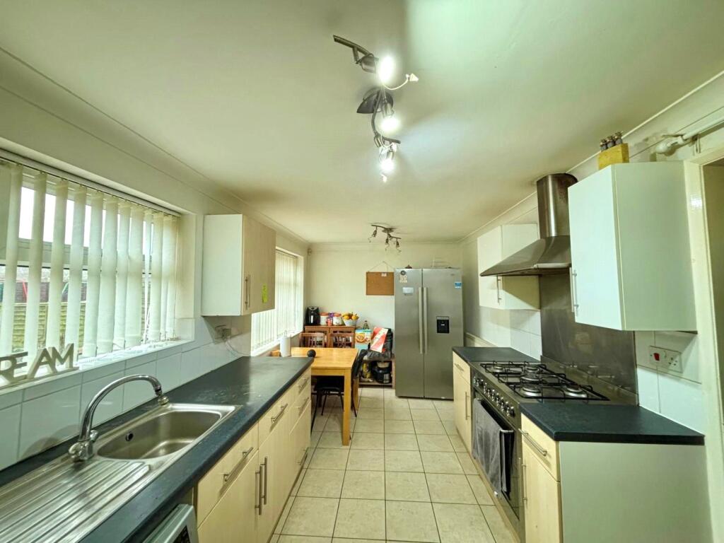 3 bed House