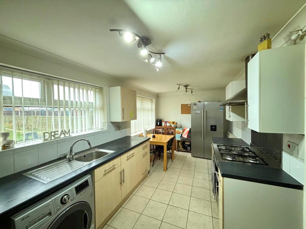 3 bed House