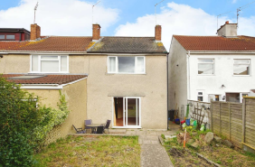 2 bed House
