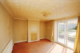 2 bed House