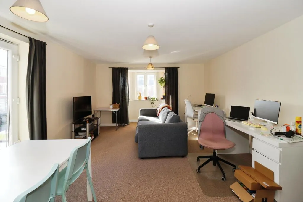 2 bed Apartment