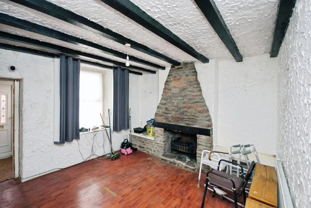 3 bed Cottage