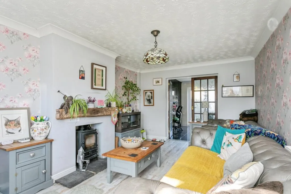 3 bed Semi-Detached