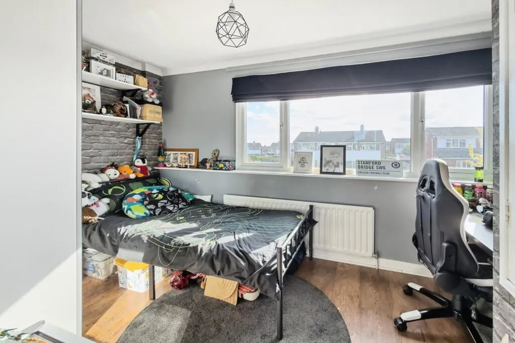 3 bed Semi-Detached