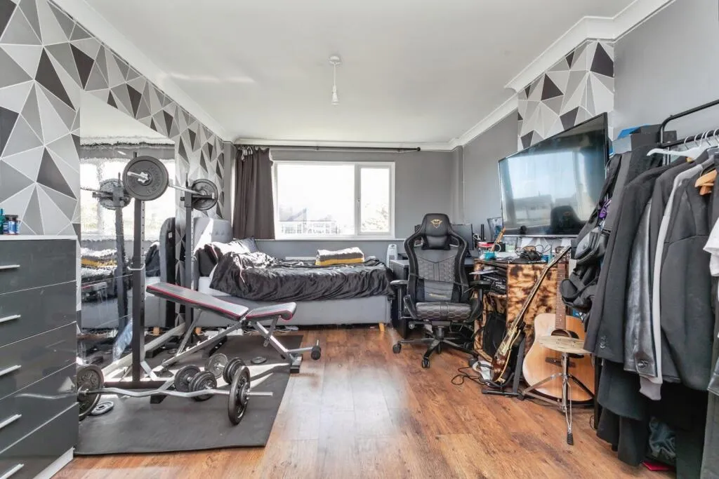 3 bed Semi-Detached