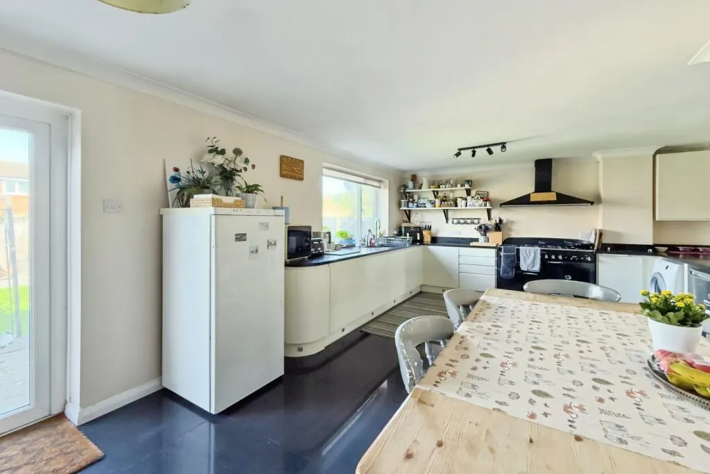 3 bed Semi-Detached