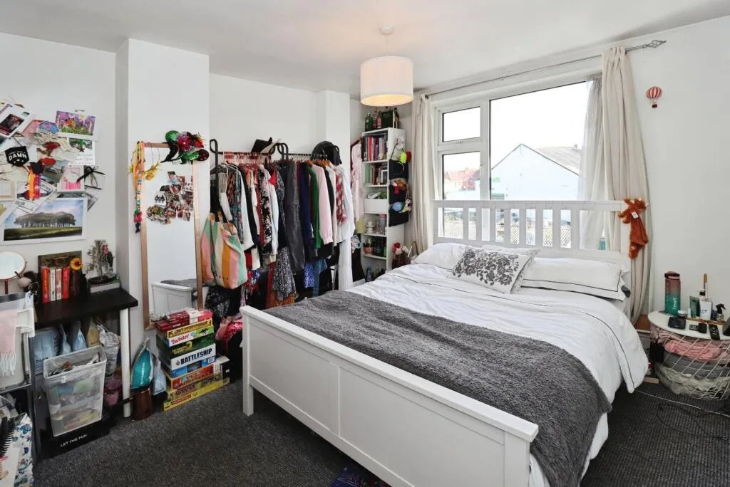 3 bed Terraced