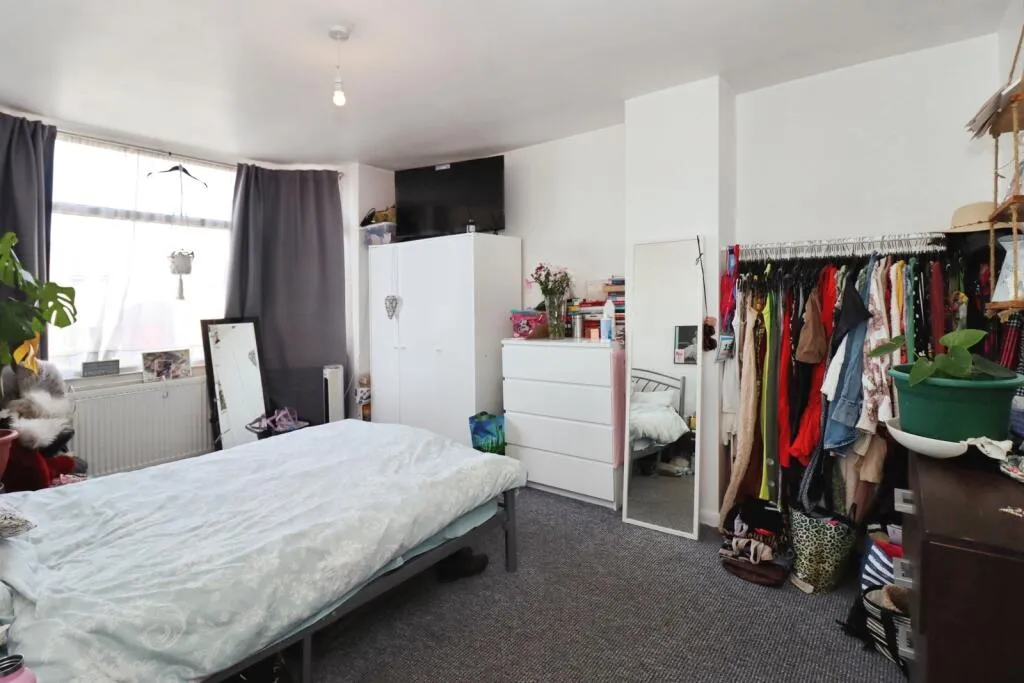 3 bed Terraced