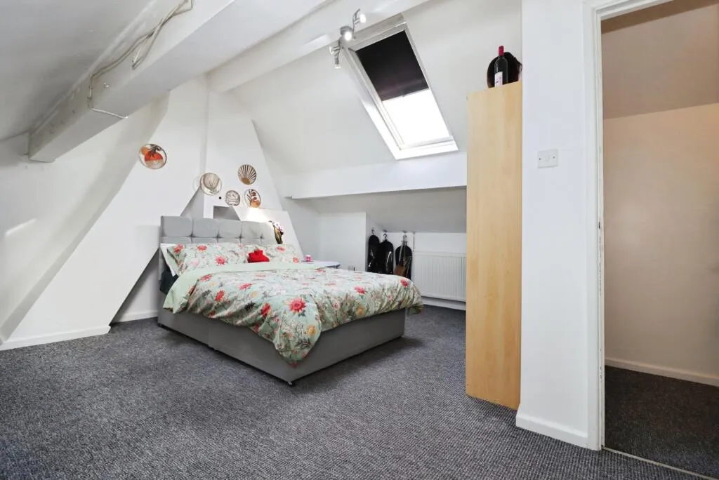 3 bed Terraced