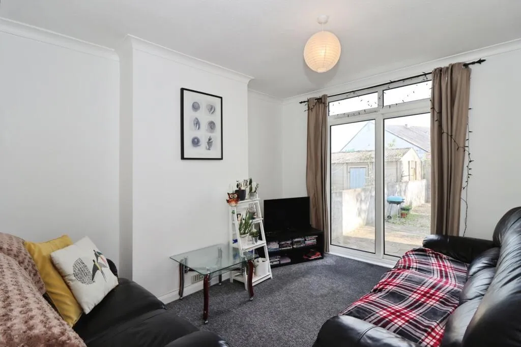 3 bed Terraced