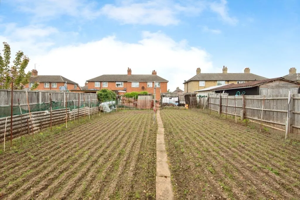 3 bed House