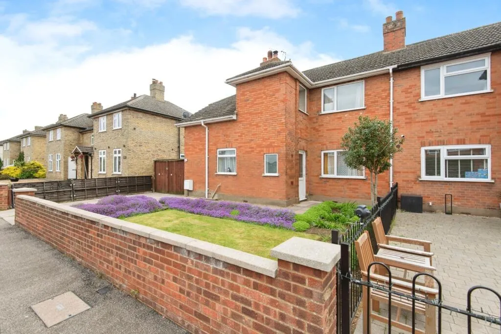 3 bed House