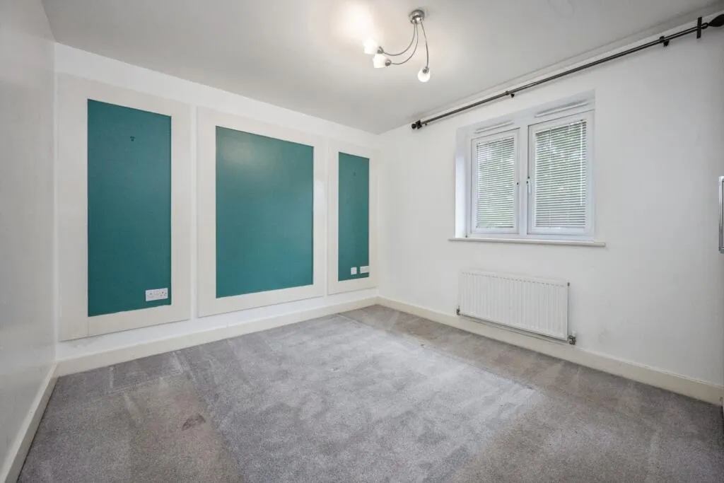 2 bed Semi-Detached