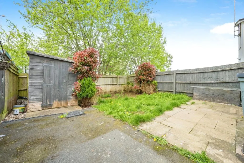 2 bed Semi-Detached