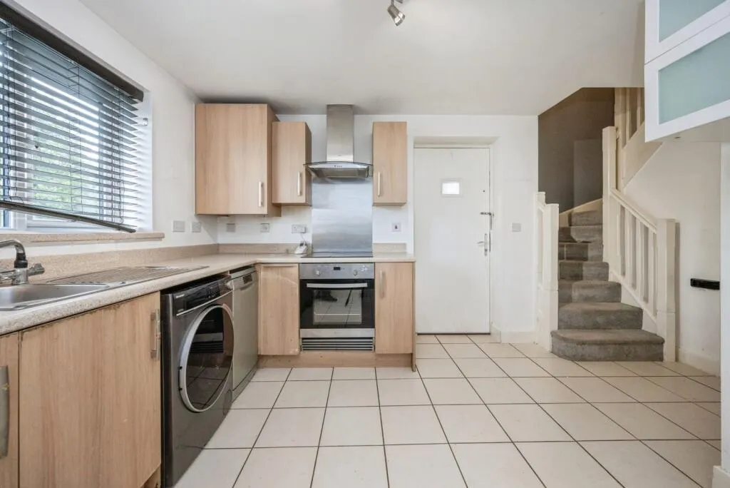 2 bed Semi-Detached