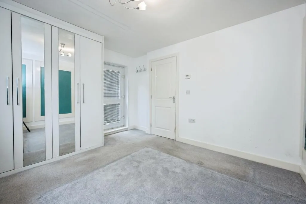 2 bed Semi-Detached