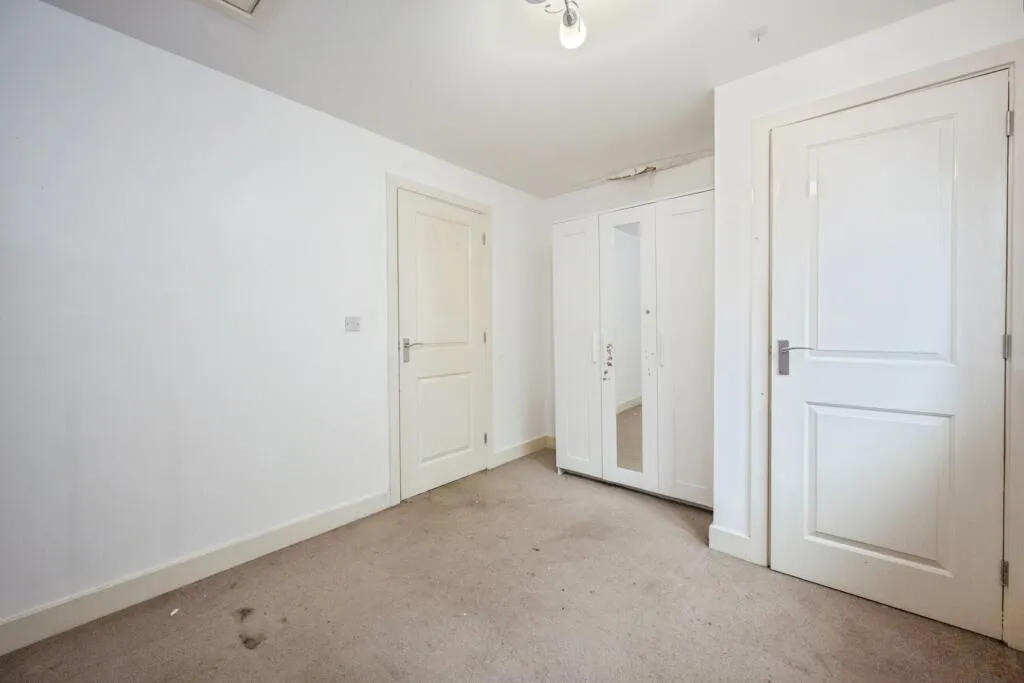 2 bed Semi-Detached